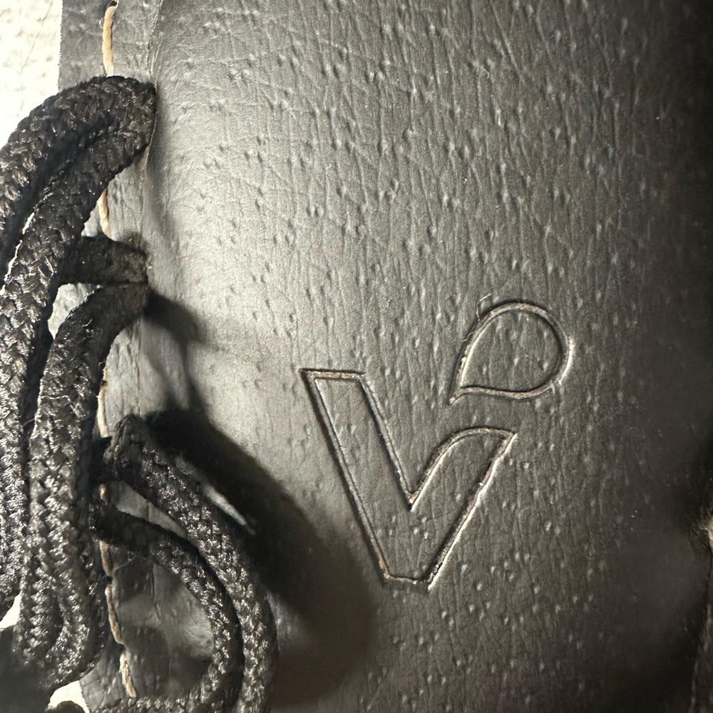 Elegant Black Braided Sandals for Women - Picture 3 of 5